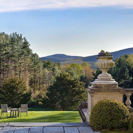 Hotel Wheatleigh Lenox Exterior foto